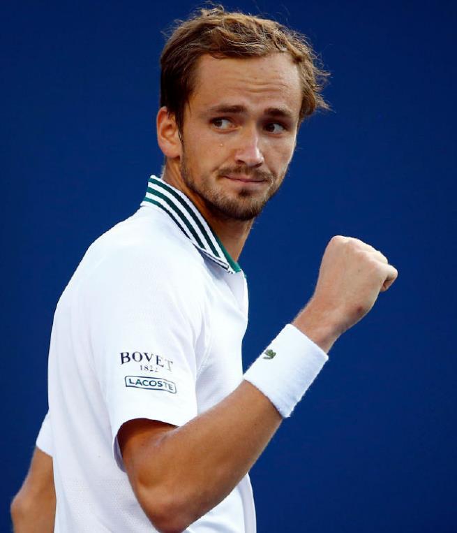 包含BRO鏖战EDG，Jankos开启传奇时刻焦点之战淘汰赛，强势挺进下一轮的词条