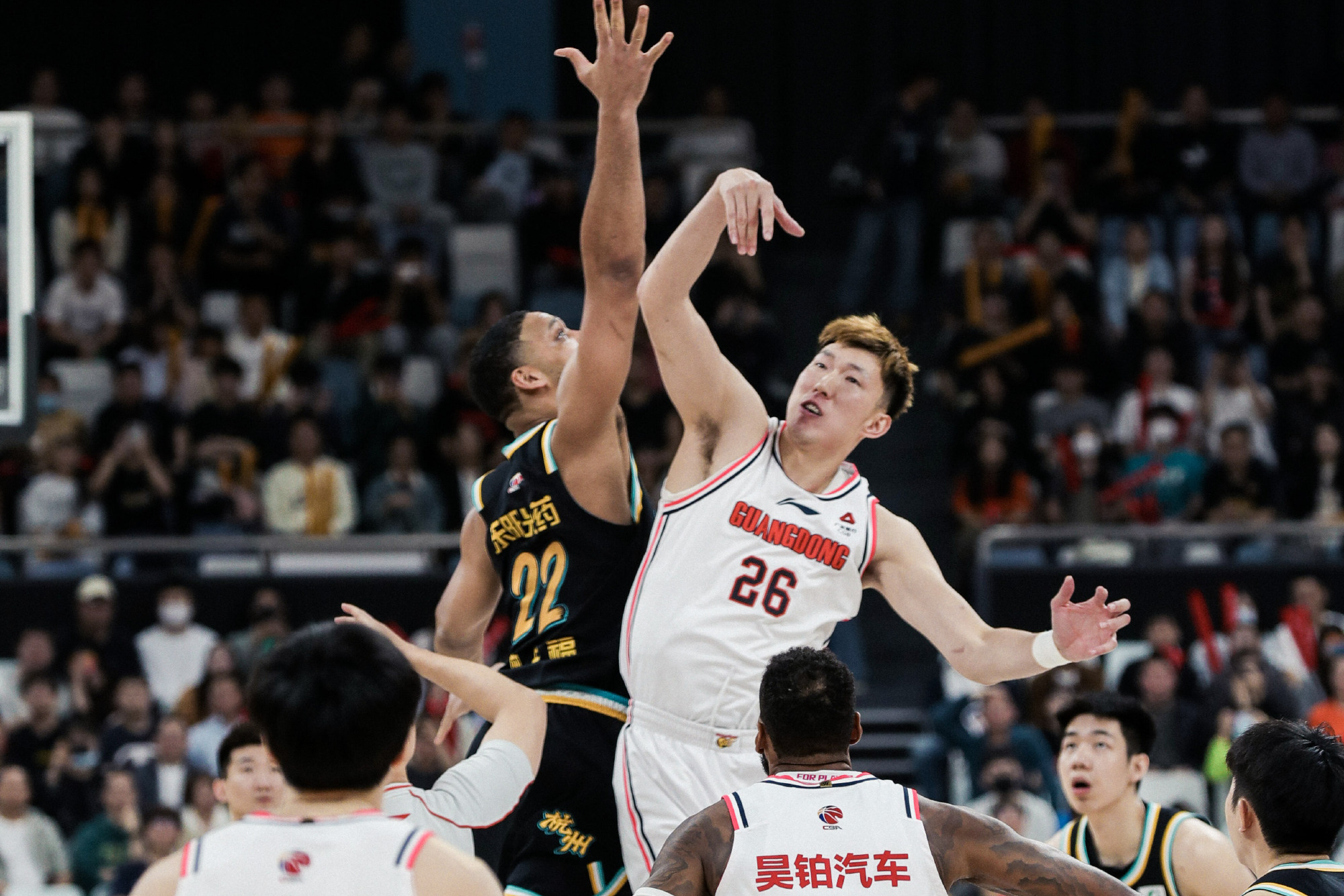 包含决胜时刻，桑普多利亚逆转战胜对手的词条