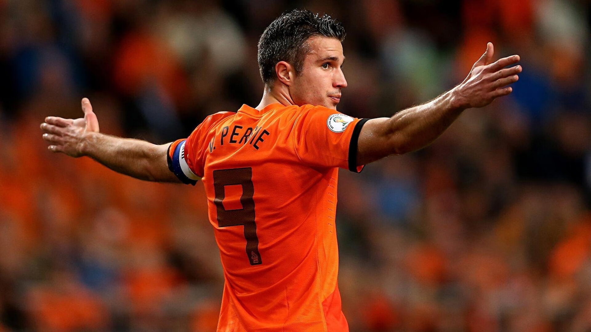 年度焦点之战之夜,阿尔瓦雷斯关键节点连续得分,改写历史的一刻