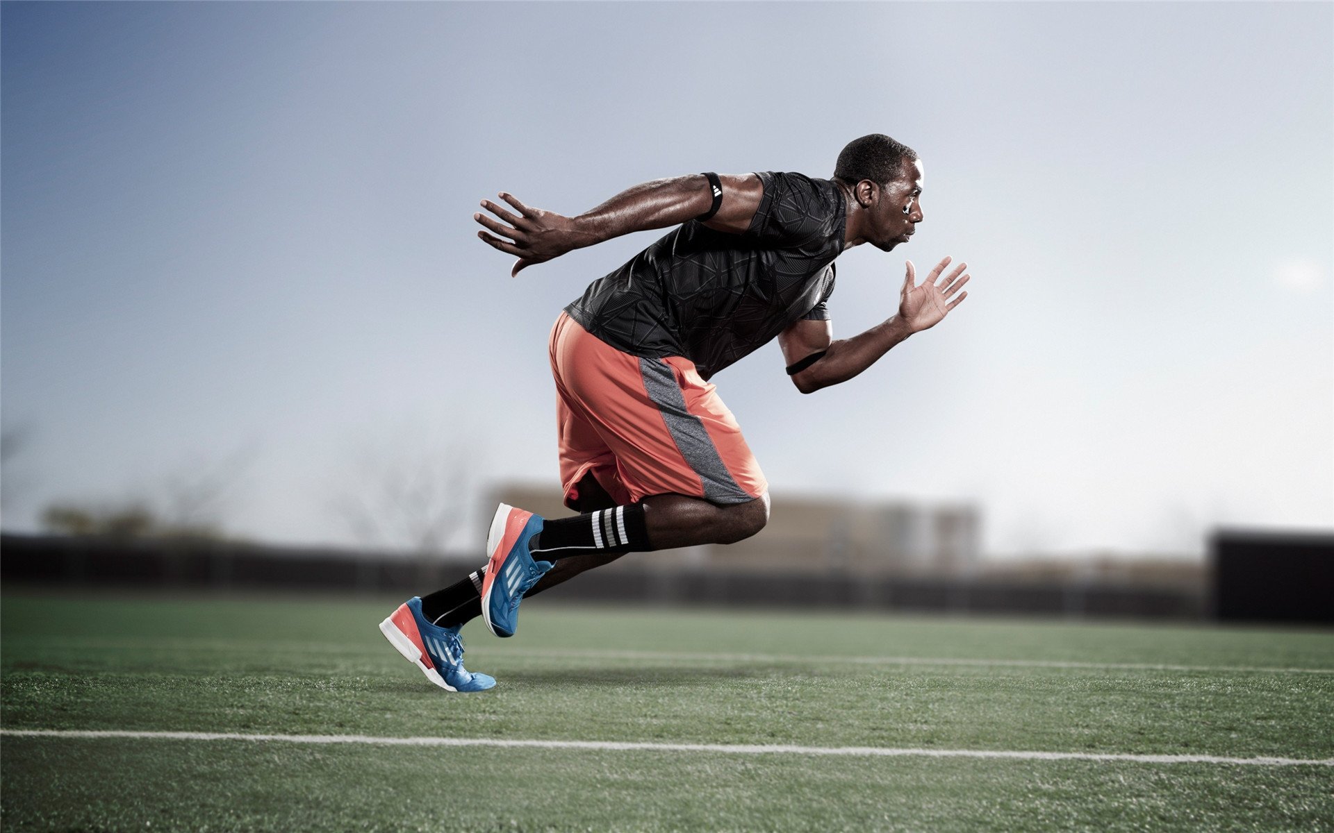 迪马利亚一剑封喉！波兰关键战突围阿尔及利亚，天使展现巨星决定性价值